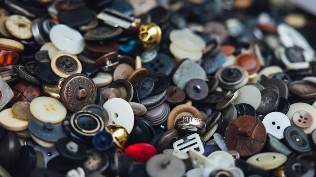 Ten Ways Button Factories Impacted Clothing Trends